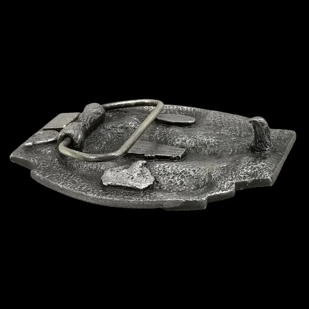 Buses Move the World Belt Buckle USA Made Transportation Collector Pewter Color‎